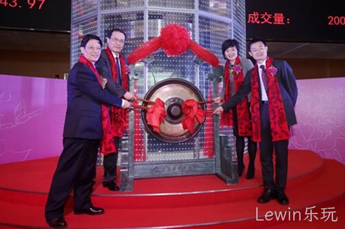 首发上市⊕成功股价▹一字涨停